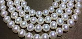 Pearl gemstone is beneficial in removing these problems of your life