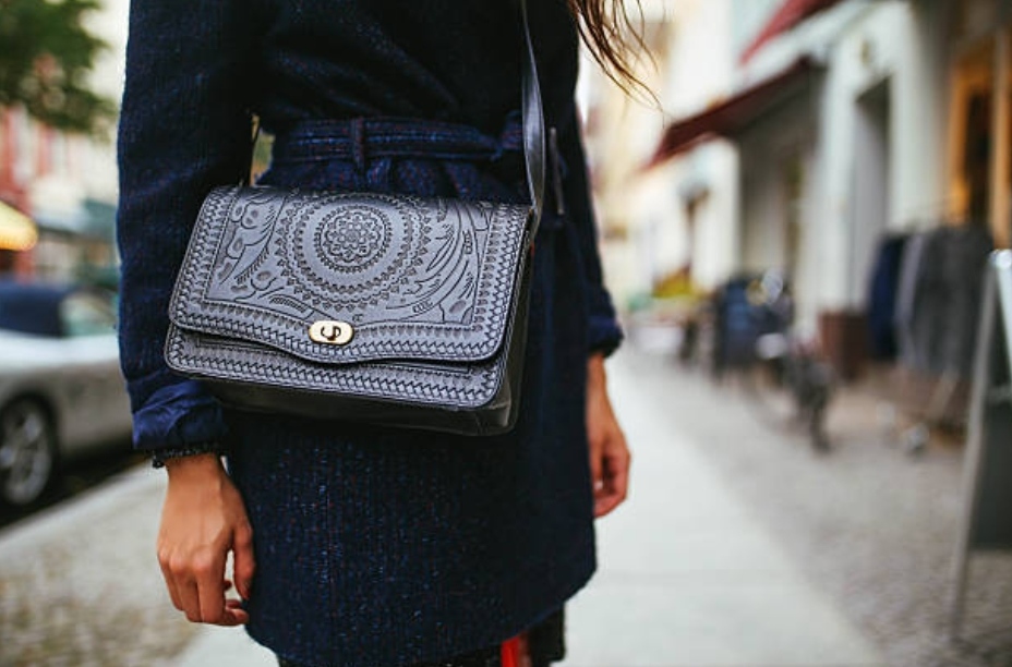 A few qualities of the bag to know before you buy one