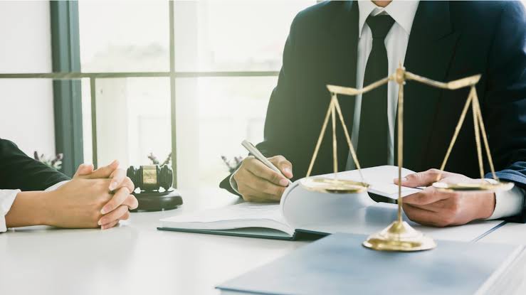 6 Types of Lawyers and Why You Need Them