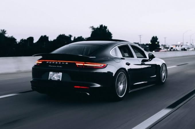 Getting a Luxury Car: Top Reasons to Choose a Porsche